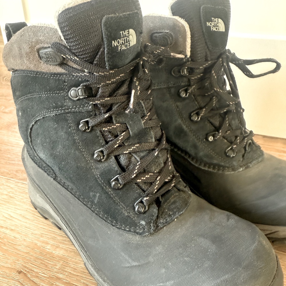 North face Heatseeker Boots